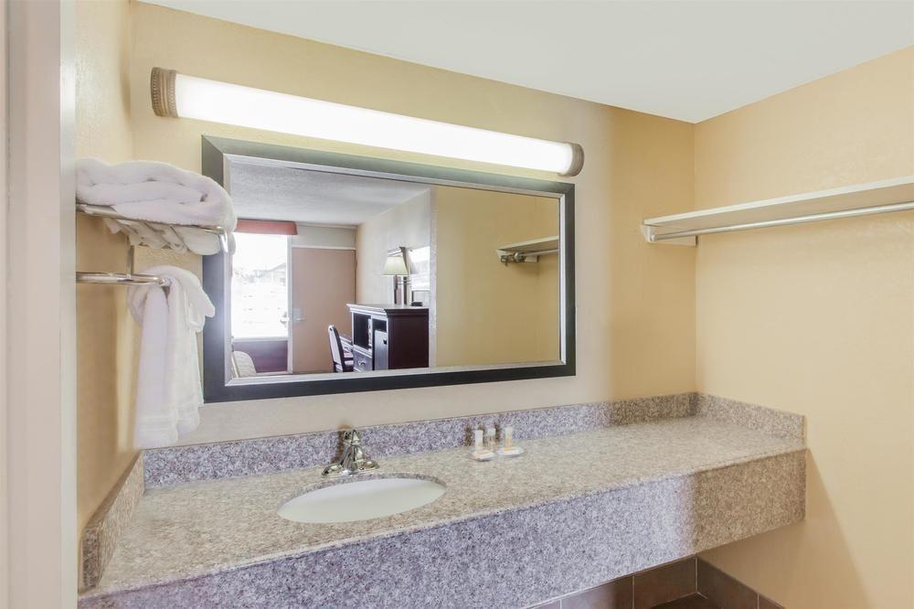 Americas Best Value Inn Of Elk City Ngoại thất bức ảnh